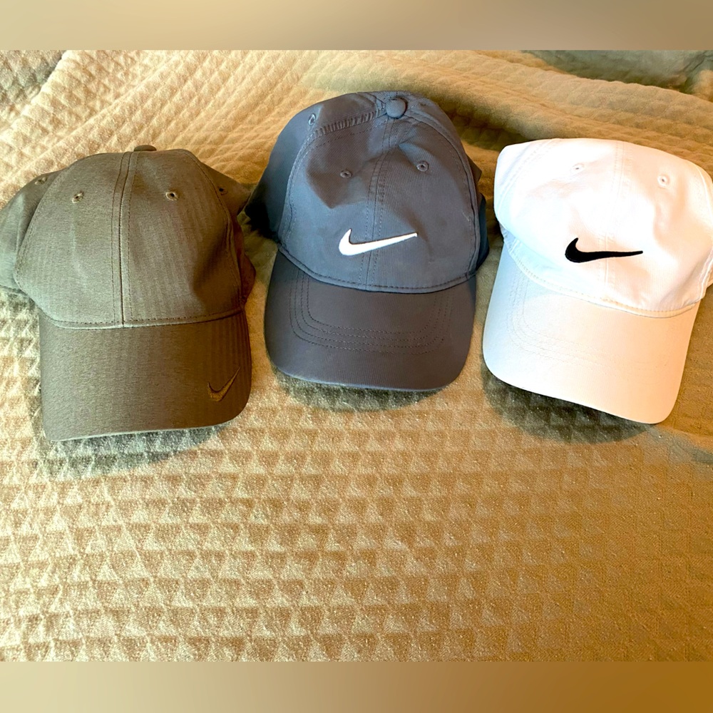 3 Women’s Nike hats